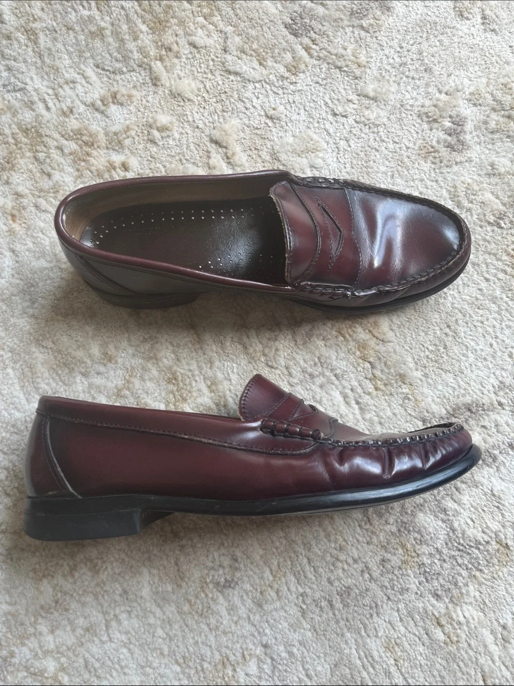 G. H. Bass Penny Loafers Oxblood Burgundy Leather Classics Size 8.5